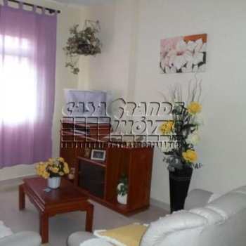 Apartamento em Praia Grande, bairro MaracanÃ£