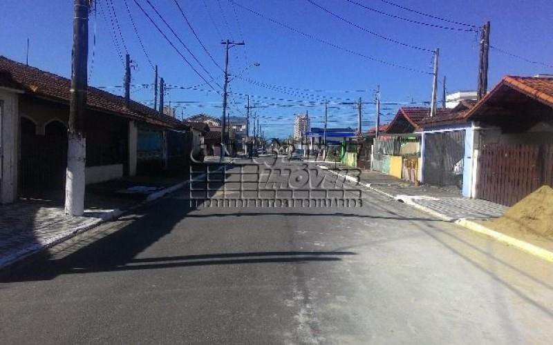 Casa em Praia Grande, no bairro MaracanÃ£