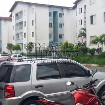 Apartamento em Praia Grande, bairro Vila Antartica