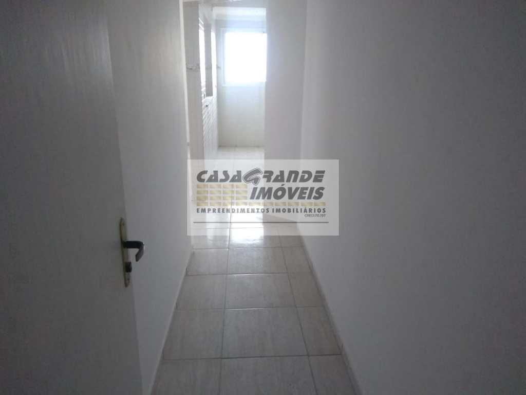 Apartamento em Praia Grande, no bairro Tupi