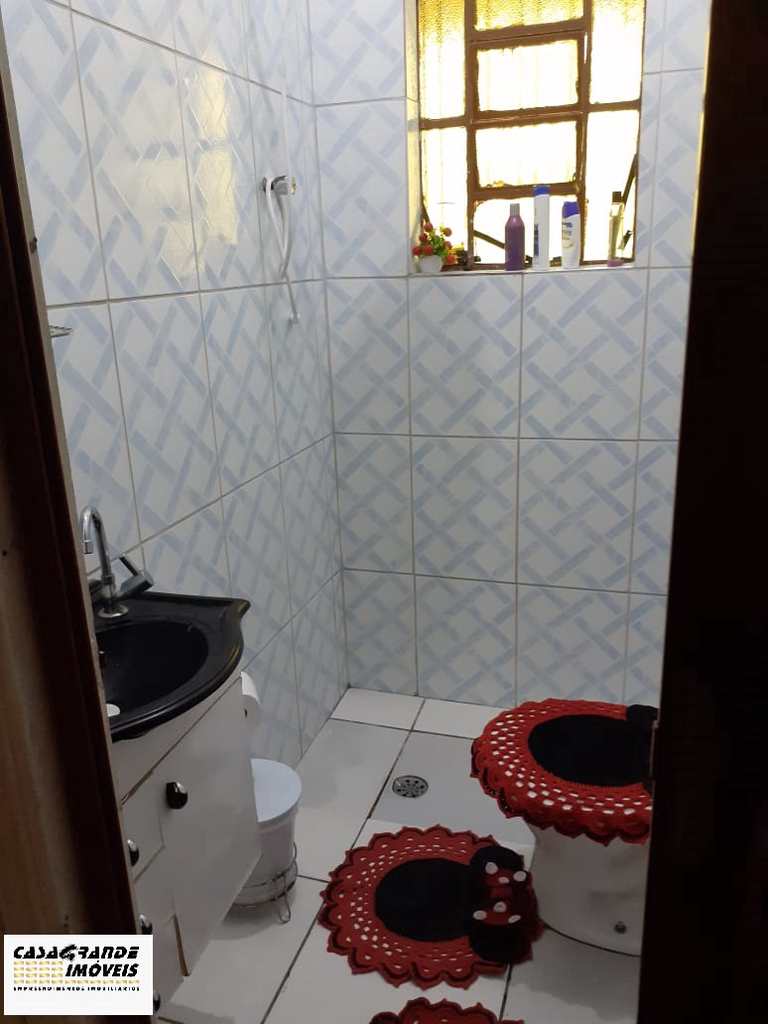 Casa em Praia Grande, no bairro MaracanÃ£