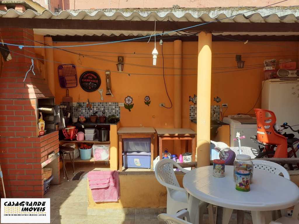 Casa em Praia Grande, no bairro MaracanÃ£