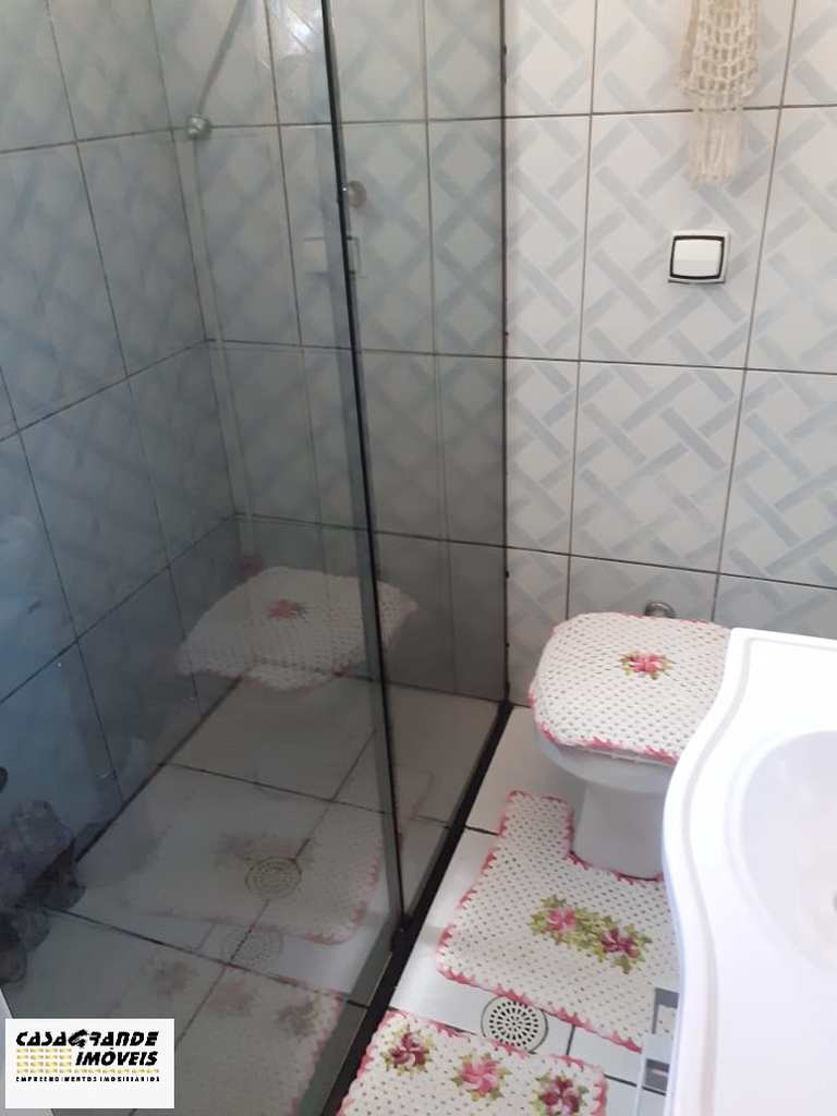 Casa em Praia Grande, no bairro MaracanÃ£