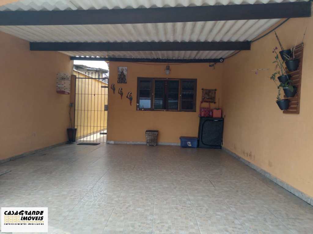 Casa em Praia Grande, no bairro MaracanÃ£