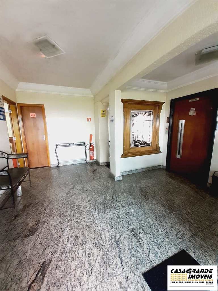 Apartamento em Praia Grande, no bairro MaracanÃ£