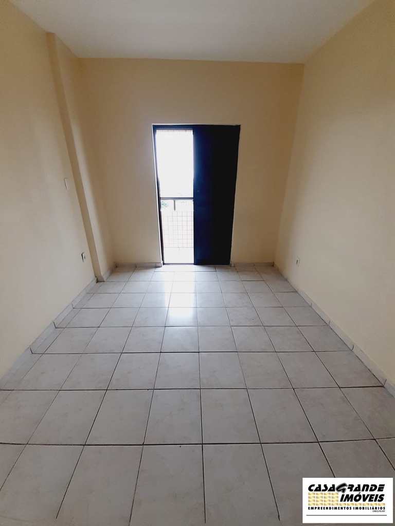 Apartamento em Praia Grande, no bairro MaracanÃ£