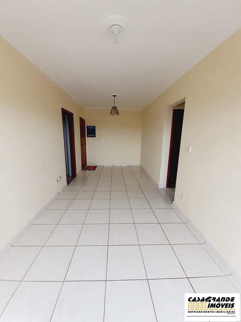 Apartamento em Praia Grande, no bairro MaracanÃ£