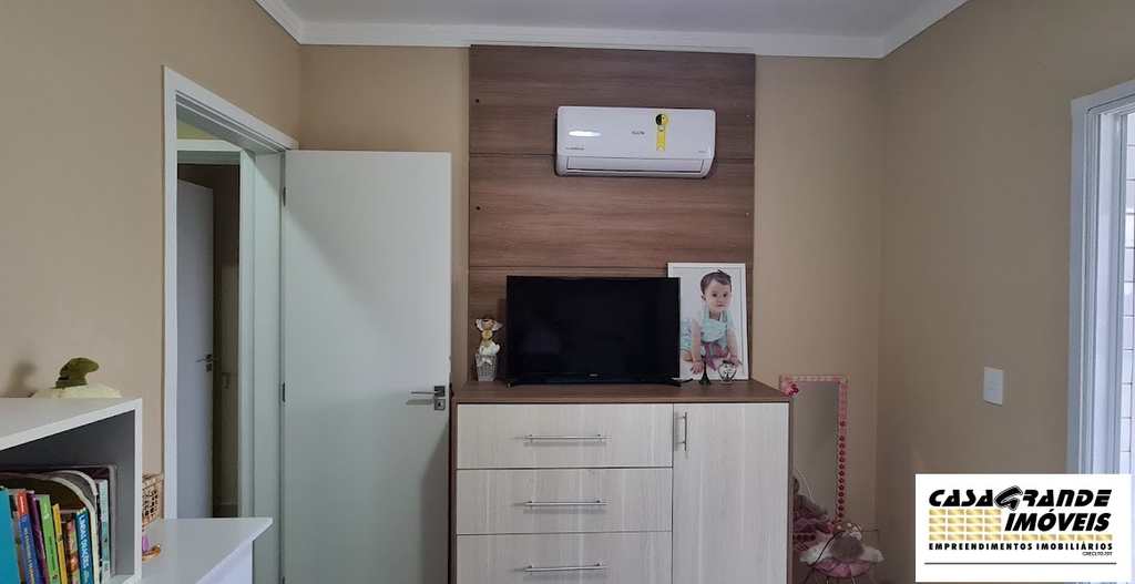 Apartamento em Praia Grande, no bairro Canto do Forte