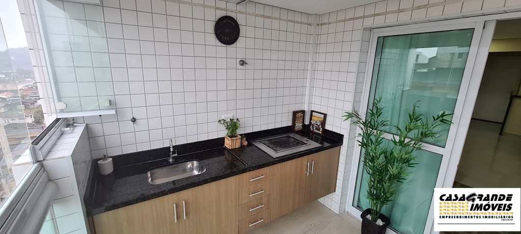 Apartamento em Praia Grande, no bairro Canto do Forte