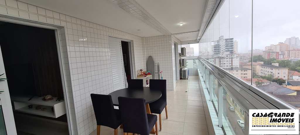 Apartamento em Praia Grande, no bairro Canto do Forte