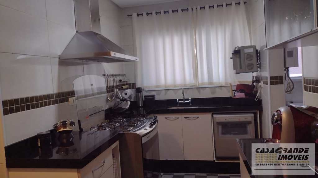 Apartamento em Praia Grande, no bairro Tupi