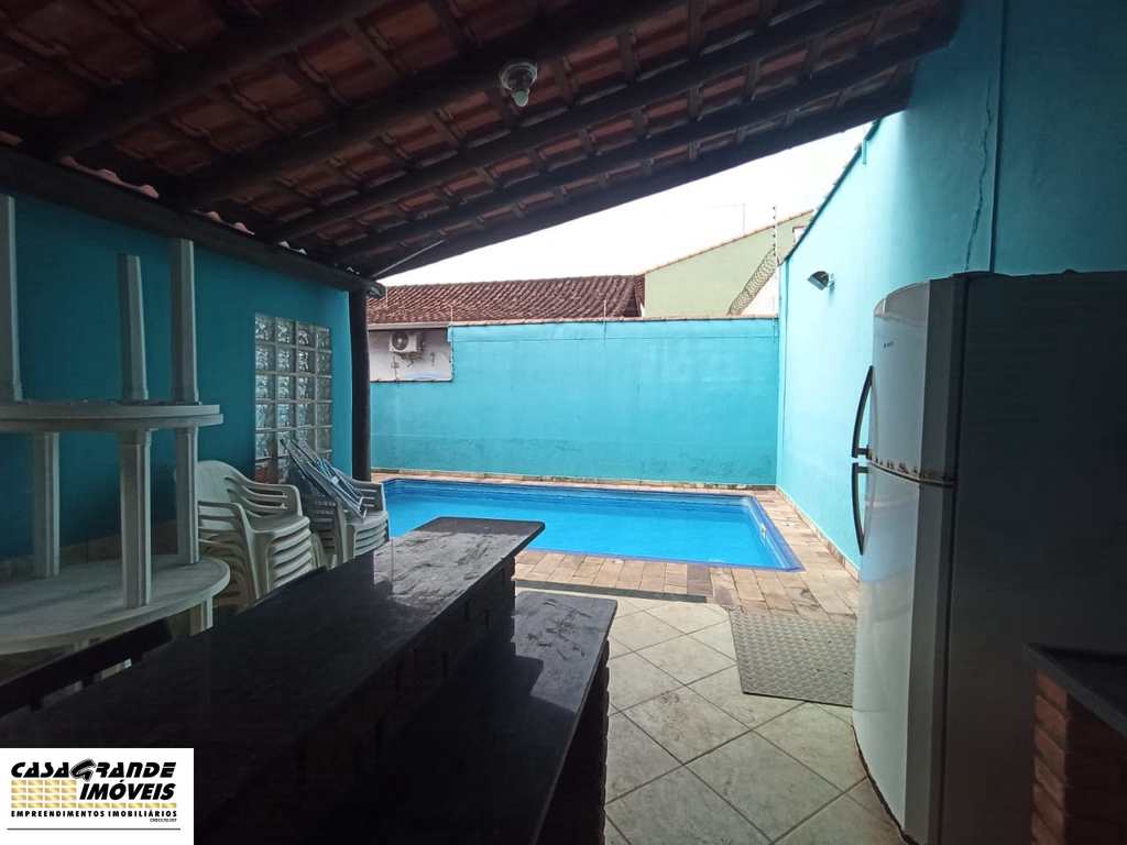 Casa em Praia Grande, no bairro MaracanÃ£