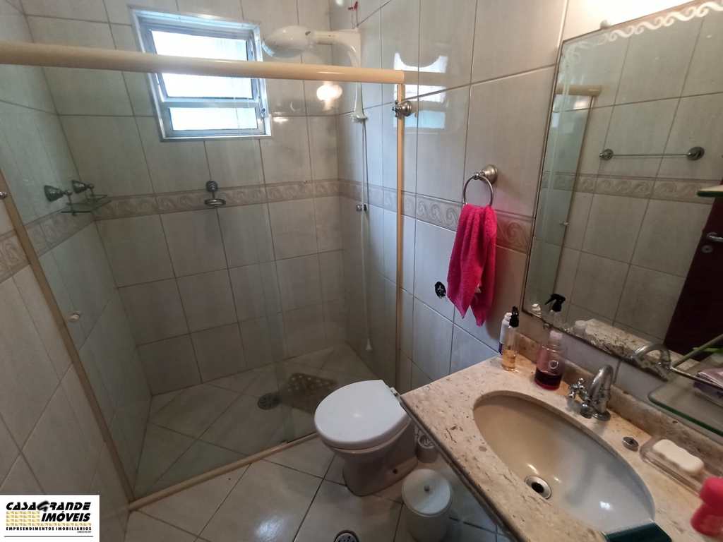 Casa em Praia Grande, no bairro MaracanÃ£