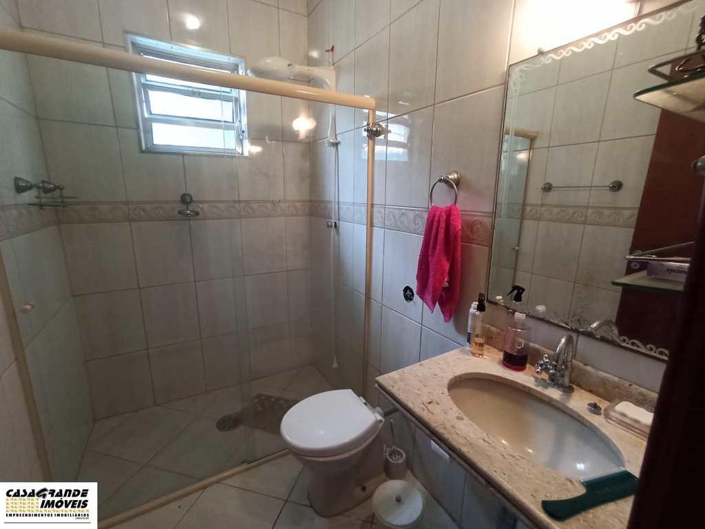 Casa em Praia Grande, no bairro MaracanÃ£