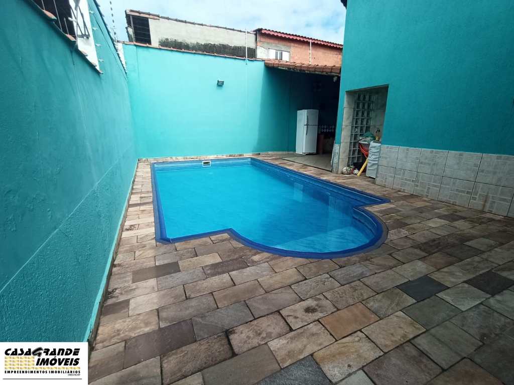 Casa em Praia Grande, no bairro MaracanÃ£