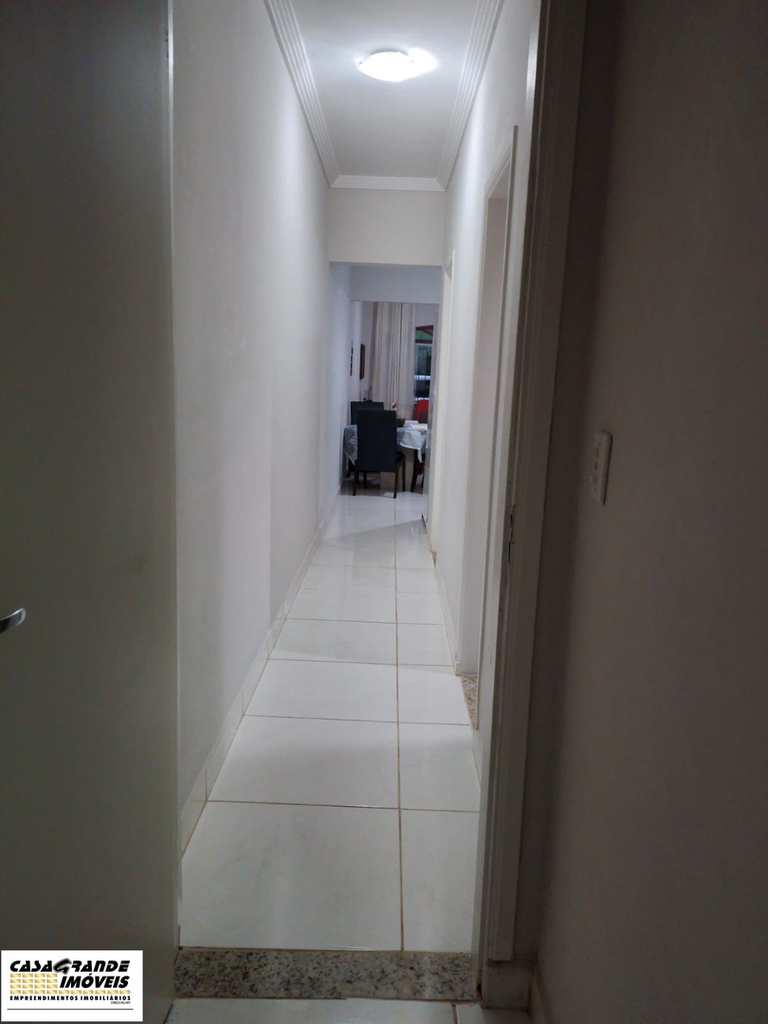 Casa em Praia Grande, no bairro Real