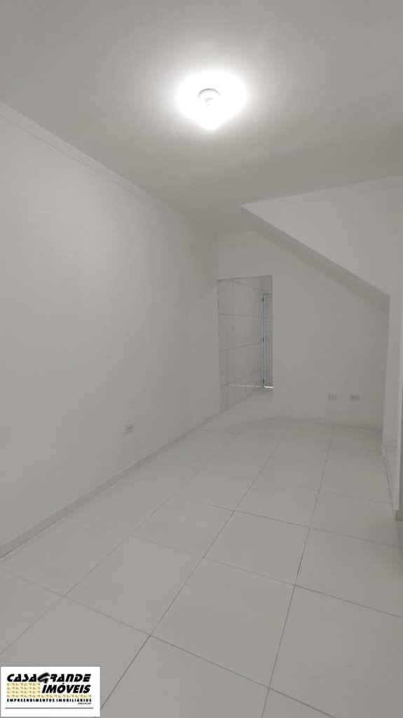 Sobrado de CondomÃ­nio em Praia Grande, no bairro Nova Mirim