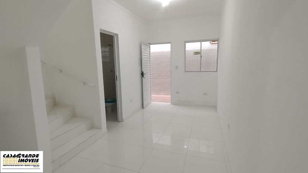 Sobrado de CondomÃ­nio em Praia Grande, no bairro Nova Mirim