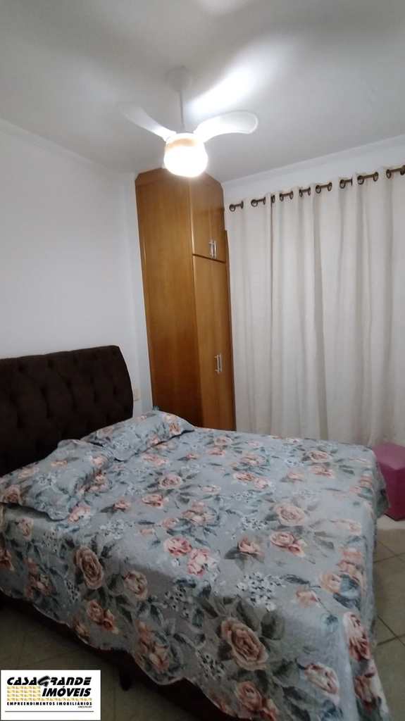 Apartamento em Praia Grande, no bairro MaracanÃ£