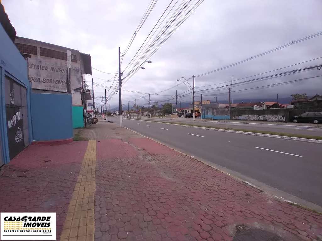 GalpÃ£o em Praia Grande, no bairro MaracanÃ£