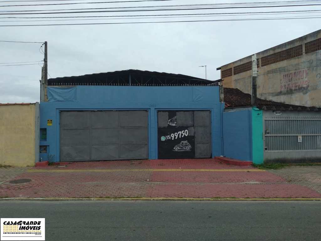 GalpÃ£o em Praia Grande, no bairro MaracanÃ£