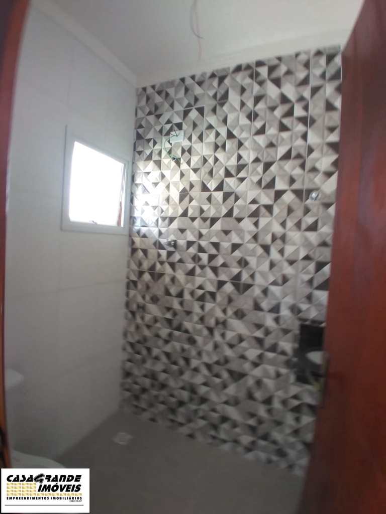 Casa de CondomÃ­nio em Praia Grande, no bairro MaracanÃ£