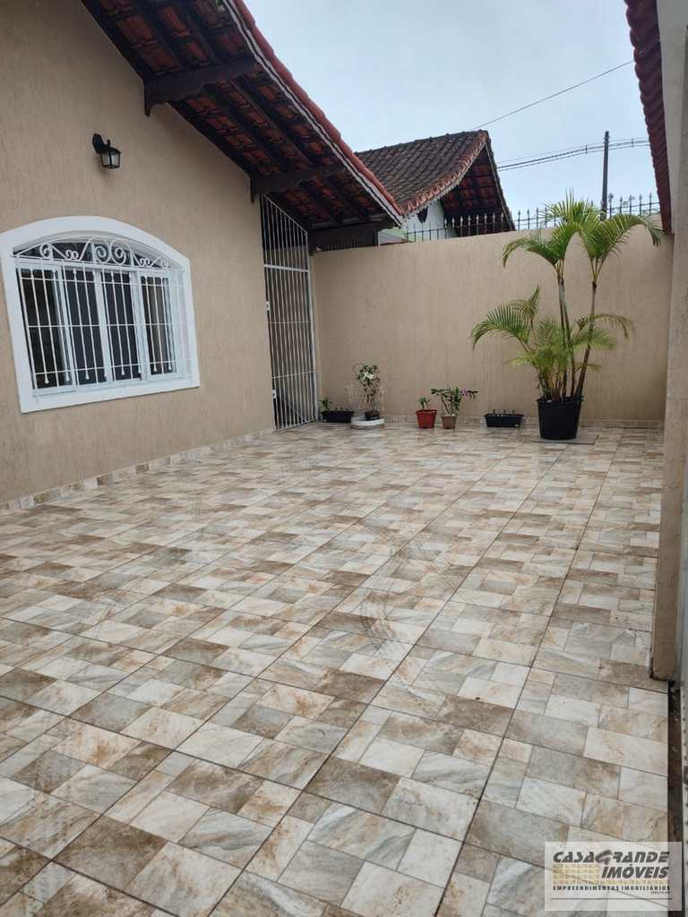 Casa em Praia Grande, no bairro MaracanÃ£