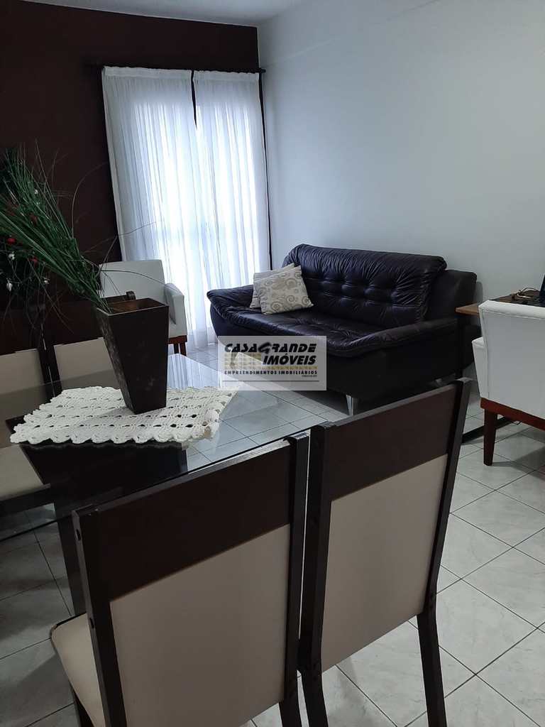 Apartamento em Praia Grande, no bairro CaiÃ§ara