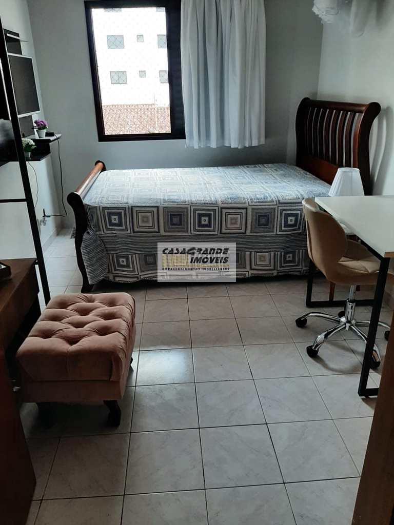 Apartamento em Praia Grande, no bairro CaiÃ§ara