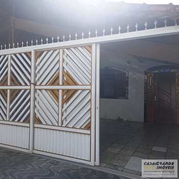 Casa em Praia Grande, bairro MaracanÃ£