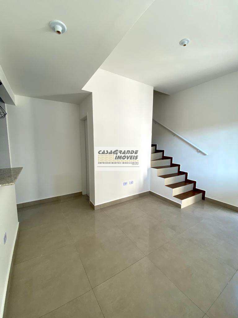 Casa de CondomÃ­nio em Praia Grande, no bairro Real