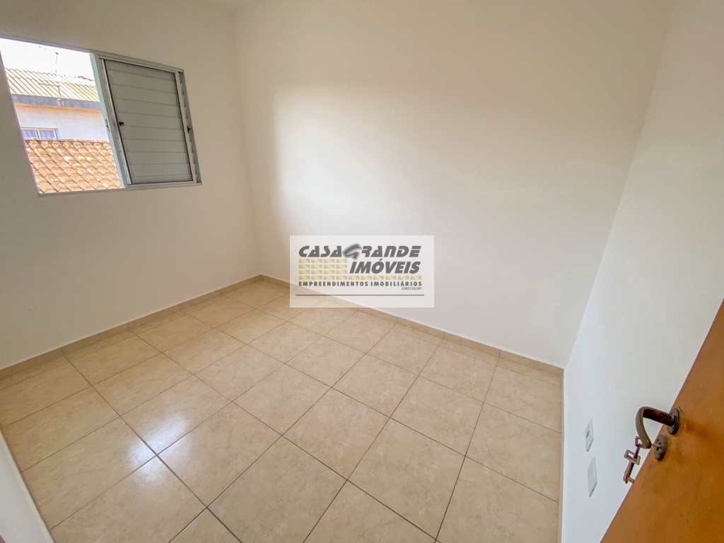 Casa de CondomÃ­nio em Praia Grande, no bairro Samambaia