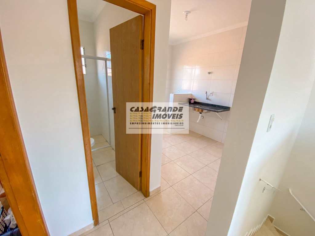 Casa de CondomÃ­nio em Praia Grande, no bairro Samambaia