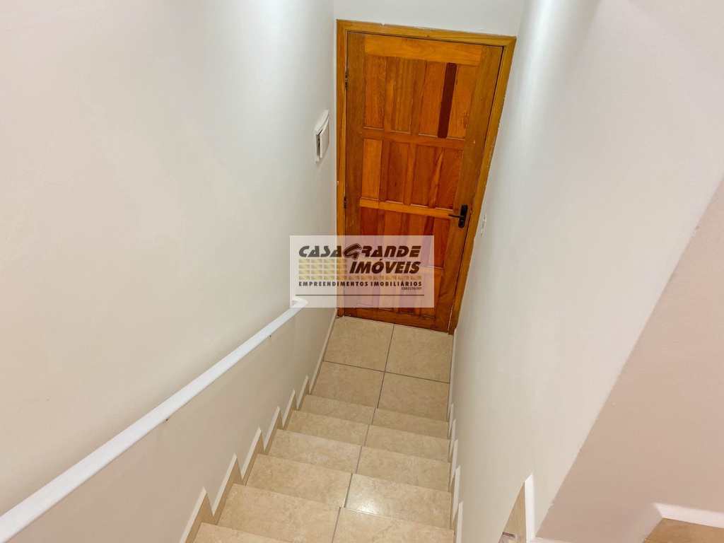 Casa de CondomÃ­nio em Praia Grande, no bairro Samambaia