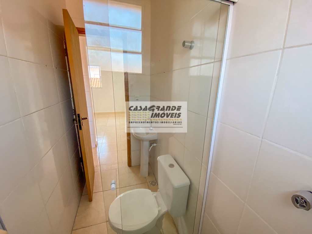 Casa de CondomÃ­nio em Praia Grande, no bairro Samambaia