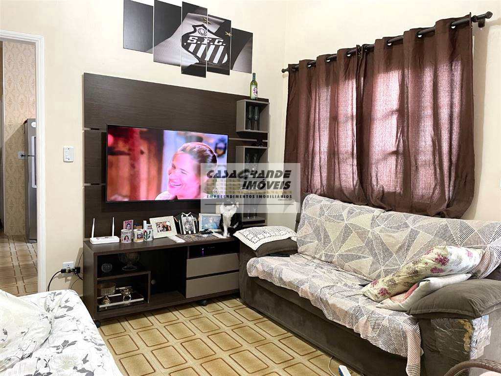 Casa em Praia Grande, no bairro Tupi