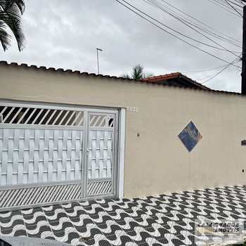 Casa em Praia Grande, bairro Mirim