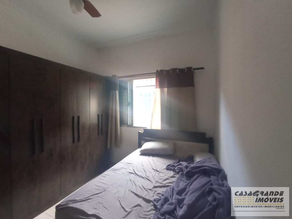 Casa em Praia Grande, no bairro MaracanÃ£