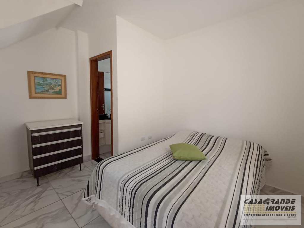 Casa de CondomÃ­nio em Praia Grande, no bairro MaracanÃ£