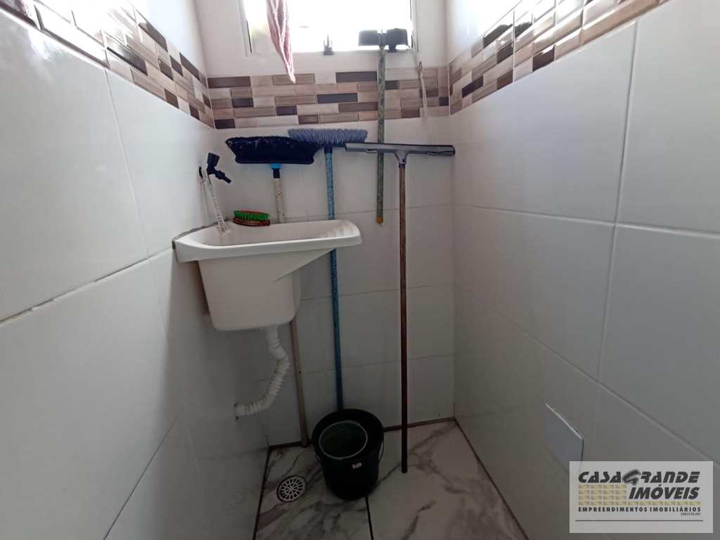 Casa de CondomÃ­nio em Praia Grande, no bairro MaracanÃ£