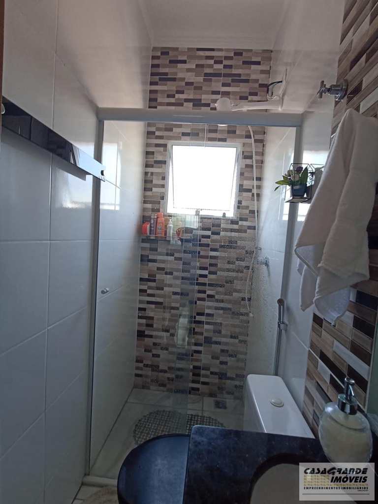 Casa de CondomÃ­nio em Praia Grande, no bairro MaracanÃ£