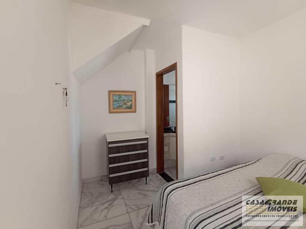 Casa de CondomÃ­nio em Praia Grande, no bairro MaracanÃ£