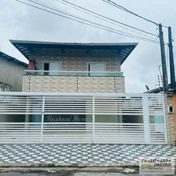 Casa em Praia Grande, bairro MaracanÃ£
