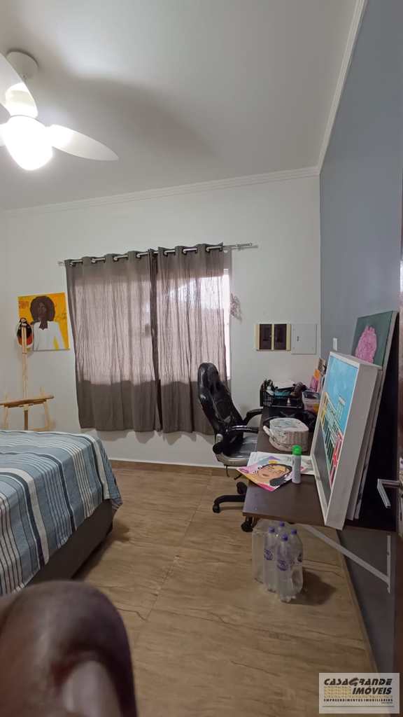 Casa em Praia Grande, no bairro MaracanÃ£