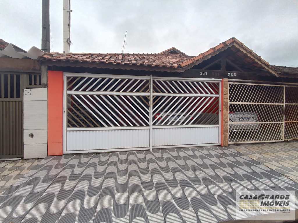 Casa em Praia Grande, no bairro MaracanÃ£