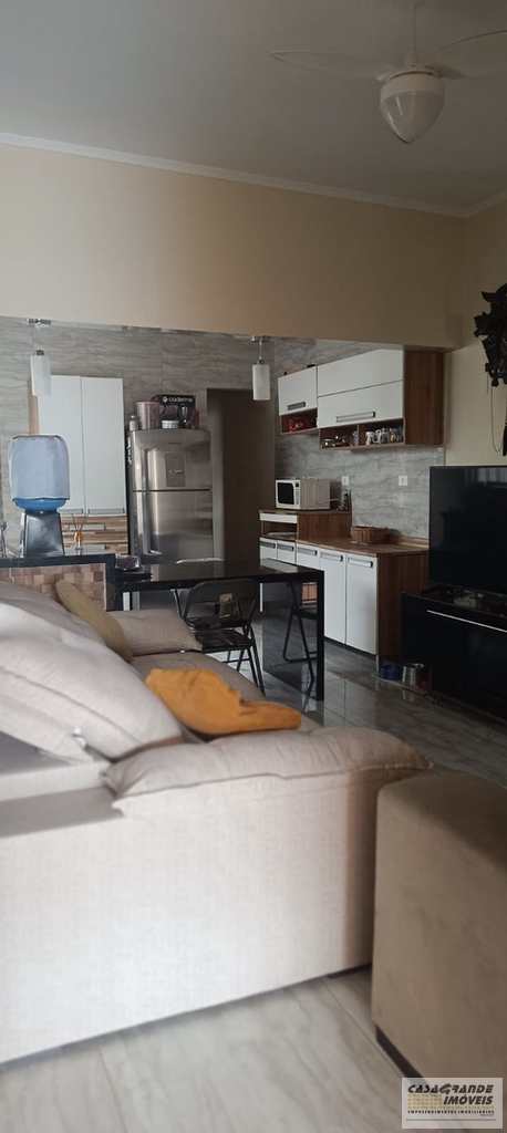 Casa em Praia Grande, no bairro Solemar